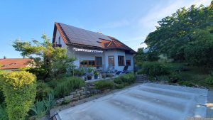 Unser Garten und unsere PV-Anlage am 10. Juni 2024