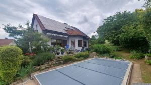 Unser Garten und unsere PV-Anlage am 19. Juni 2024