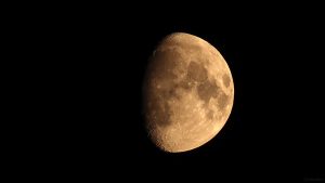 Beobachtung des Goldenen Henkels am zunehmenden Mond am 16. Juli 2024.
