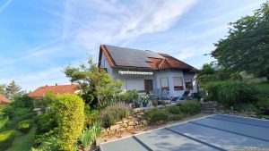 Unser Garten und unsere PV-Anlage am 18. Juli 2024