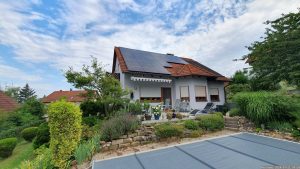 Unser Garten und unsere PV-Anlage am 21. Juli 2024