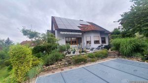 Unser Garten und unsere PV-Anlage am 2. August 2024