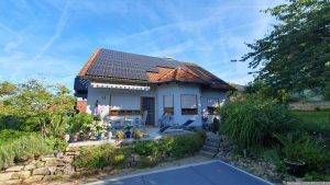 Unser Garten und unsere PV-Anlage am 11. August 2024