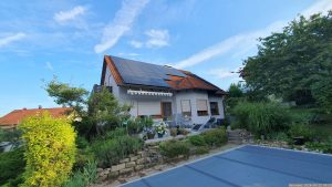 Unser Garten und unsere PV-Anlage am 12. August 2024