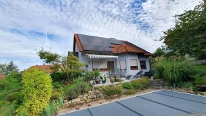 Unser Garten und unsere PV-Anlage am 17. August 2024