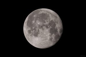 Der abnehmende Mond am 21. August 2024 um 03:25 Uhr