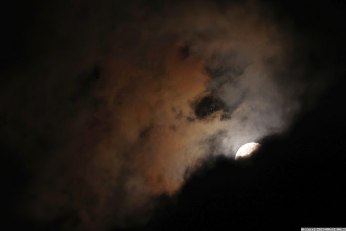 Konstellation Saturn - Mond am 21. August um 04:05 Uhr