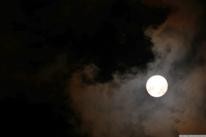 Konstellation Saturn - Mond am 21. August um 04:30 Uhr
