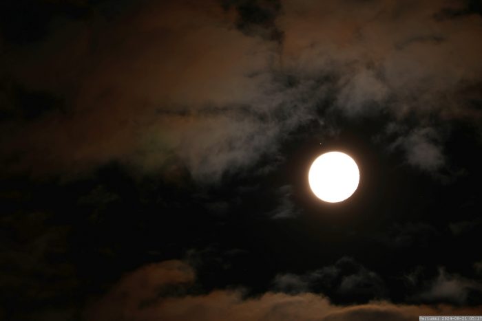 Konstellation Saturn - Mond am 21. August um 05:17 Uhr