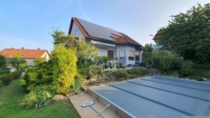 Unser Garten und unsere PV-Anlage am 23. August 2024