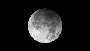 Vollmond im Halbschatten am 18. September 2024