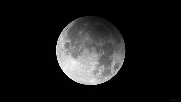 Vollmond im Halbschatten am 18. September 2024