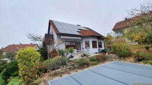 Unser Garten und unsere PV-Anlage am 2. November 2024