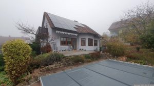 Unser Garten und unsere PV-Anlage am 11. November 2024