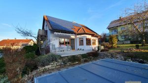 Unser Garten und PV-Anlage am 5. Dezember 2024
