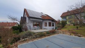 Unser Garten und PV-Anlage am 9. Dezember 2024