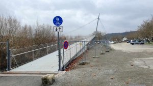 Höchheimer Mainsteg auf Veitshöchheimer Seite am 9. Dezember 2024
