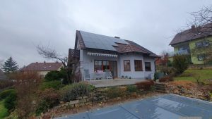 Unser Garten und PV-Anlage am 10. Dezember 2024