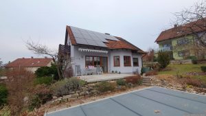 Unser Garten und PV-Anlage am 13. Dezember 2024