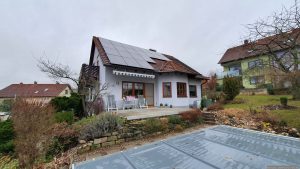 Unser Garten und PV-Anlage am 17. Dezember 2024