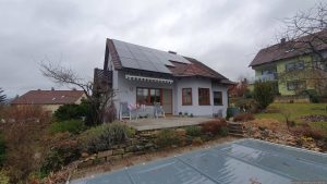 Unser Garten und PV-Anlage am 19. Dezember 2024