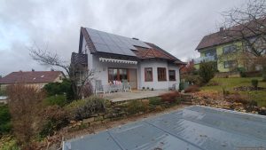 Unser Garten und PV-Anlage am 22. Dezember 2024