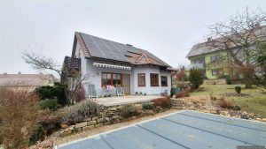 Unser Garten und PV-Anlage am 28. Dezember 2024