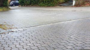 Glatteisbildung durch überfrierende Nässe am 15. Januar 2025