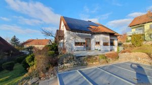 Unser Garten und PV-Anlage am 16. Januar 2025