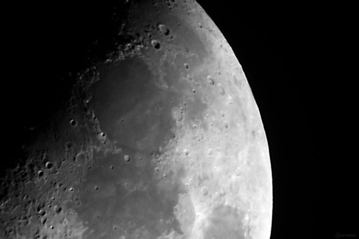 Teilaufnahme des zunehmenden Monds am 6. März 2025