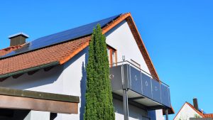 Unser neuer Balkon nach Entfernen des Gerüstes am 30. Mai 2025