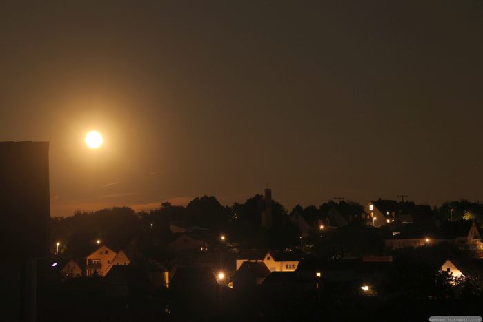 "Erdbeermond" am 11. Juni 2025