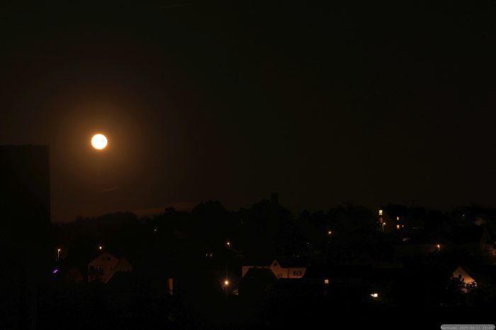 "Erdbeermond" am 11. Juni 2025