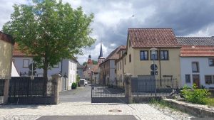 Blick vom Alten Hafen Marktsteft Richtung Ortsmitte am 23. Juli 2025