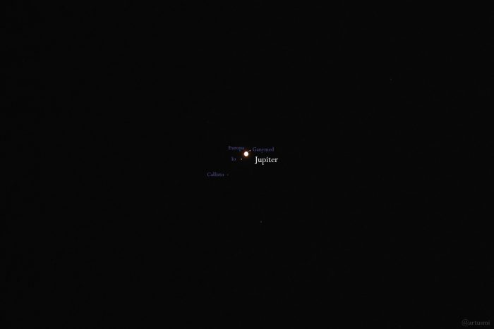 Jupiter und die vier Galileischen Monde am frühen Morgen des 10. August 2025