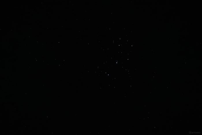 Die Plejaden (M 45) am 12. August 2025 zu Beginn unserer Beobachtung von Venus und Jupiter 49° hoch am Osthimmel