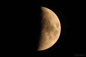Zunehmender Mond am 30. August 2025