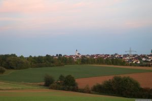 Blick von unserem Beobachtungsort nach Kist im Lkr. Würzburg
