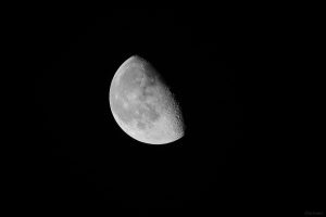 Abnehmender Mond am 12. September 2025 während der Bedeckung der Plejaden