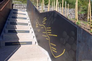Treppe am terroir f Punkt Abt Degen Weintal am 18. September 2025