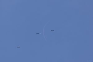 Regulus, Venus und Mond am 19. September 2025 um 13:57 Uhr