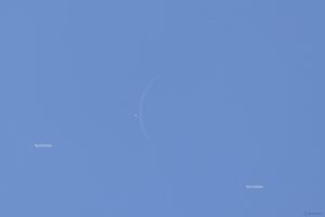 Venus und Mond am 19. September 2025 um 14:01 Uhr