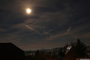 Mondnacht am 5. November 2025 um 04:14 Uhr