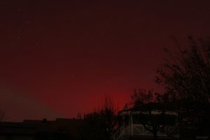 Polarlichter in Eisingen in den frühen Morgenstunden am 12. November 2025