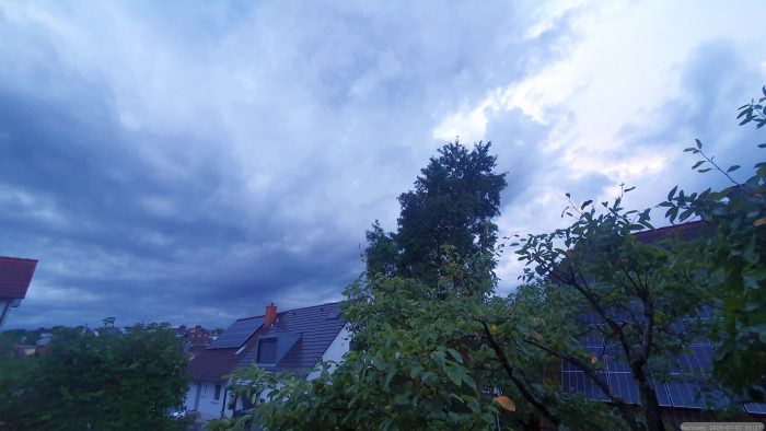 Wetterbild aus Eisingen vom 1. Juli 2026 - Gewitter aus Südwesten