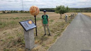 Abstecher zum Planetenweg während der Wanderung am 20. August 2026 durch den Naturwald "Irtenberger Wald"