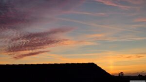 Lichtsäule nach dem Sonnenuntergang am 15. Oktober 2026